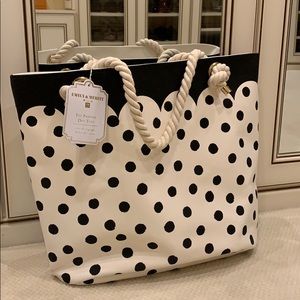Emily and Merritt PB Teen The painted Dot Tote!
